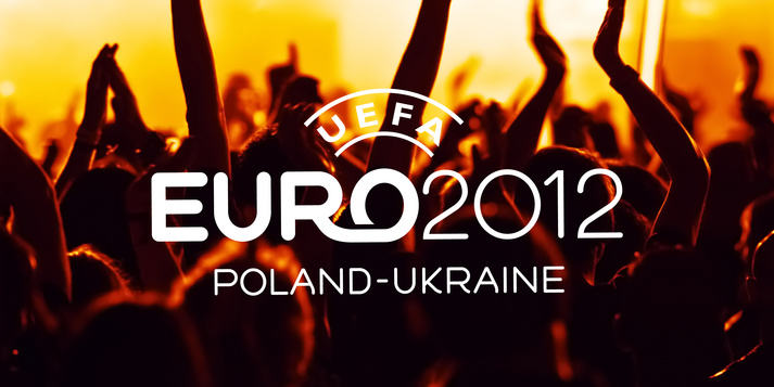On the day of the concert of Elton John and the Queen the entrance to the Kiev EURO 2012 fan-zone will be free of charge / Elena Pinchuk Foundation