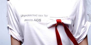 У Міжнародний день презерватива у київському ЦУМі Фонд «АНТИСНІД» і nuBEKh презентують fashion комплект для безпечного сексу / Фонд Олени Пінчук