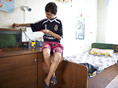 Одесса, сентябрь 2011.
Приют фонда «Дорога к дому». Андрей, 14 лет, живет в приюте, ходит в обычную школу поблизости.