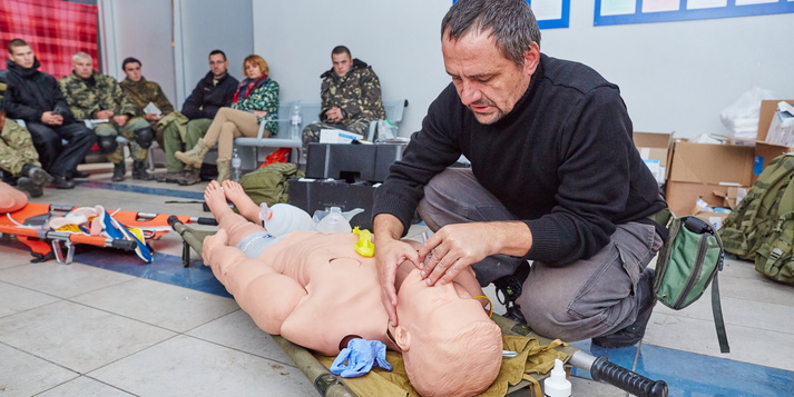 «Медсанбат» объявляет набор на новый курс для военных медиков / Фонд Олени Пінчук