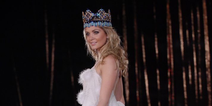 Miss World took part in the social defile Love Fashion AID in Ukraine / Elena Pinchuk Foundation